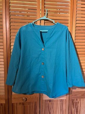 Source Unknown Turquoise Button-Front Women's Top
